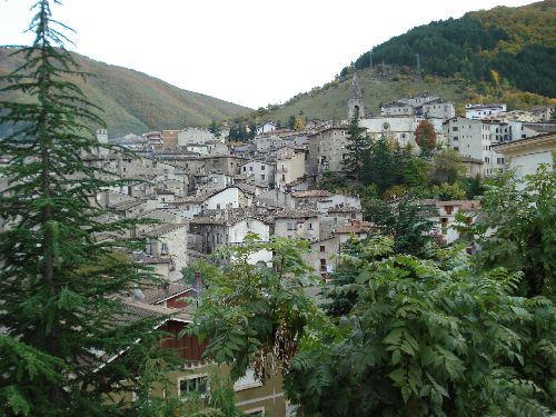 Abruzzen_Italien_2011_25.jpg Abruzzen_Italien_2011_25.jpg