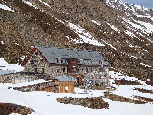 Schitour_Stubaier_Glockner_2012_03.jpg